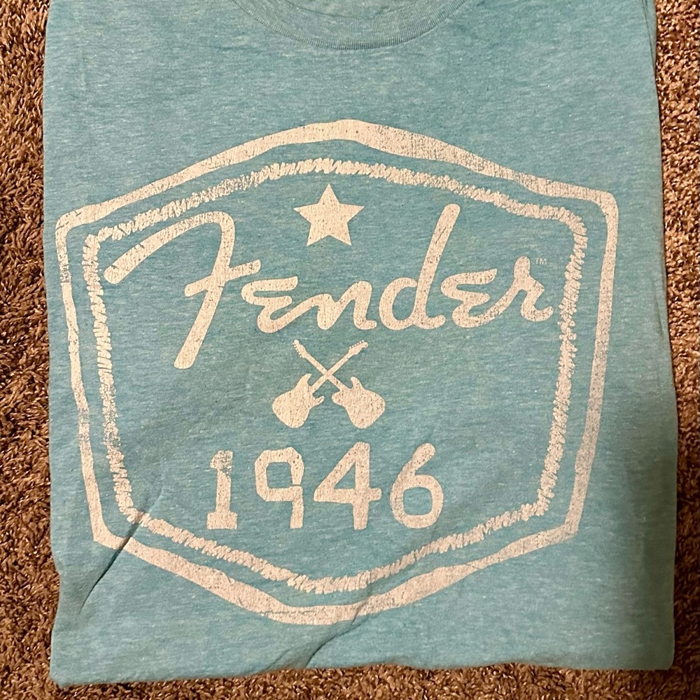 Fender 1946 Men’s XL T-Shirt.